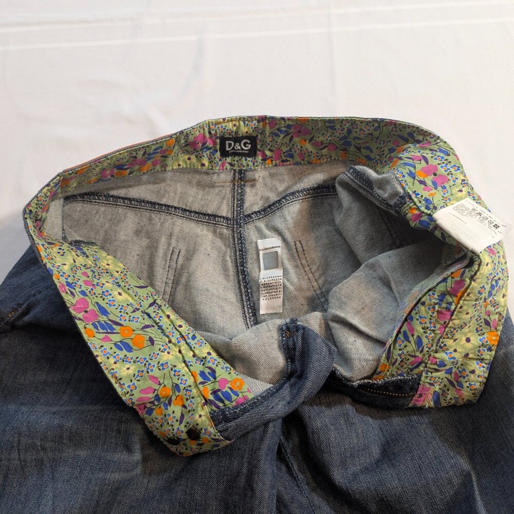Dolce & Gabbana Denim Capris Size *26 (Size 2-4 according to AI) - Picture 9 of 16